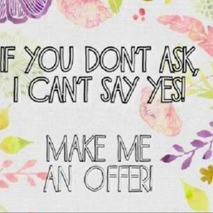 MAKE AN OFFER!🥰